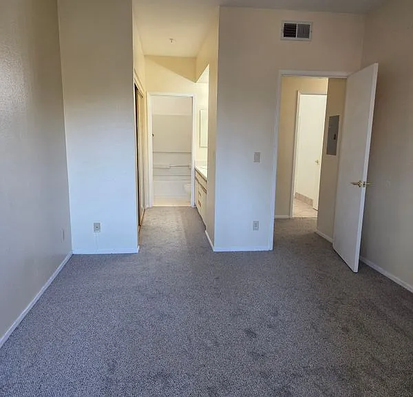 1256 Stanhope Ln #251 — Photo 10