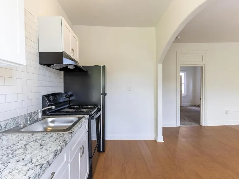 529 E Cumberland St #B — Photo 14
