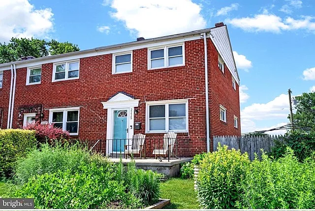2225 Ellen Ave — Photo 2