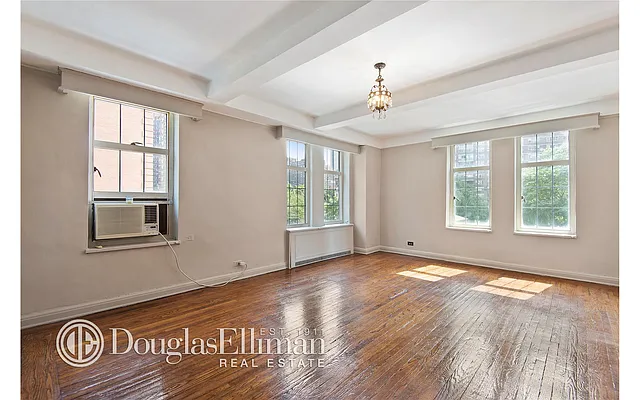 Rented by Douglas Elliman | media 36