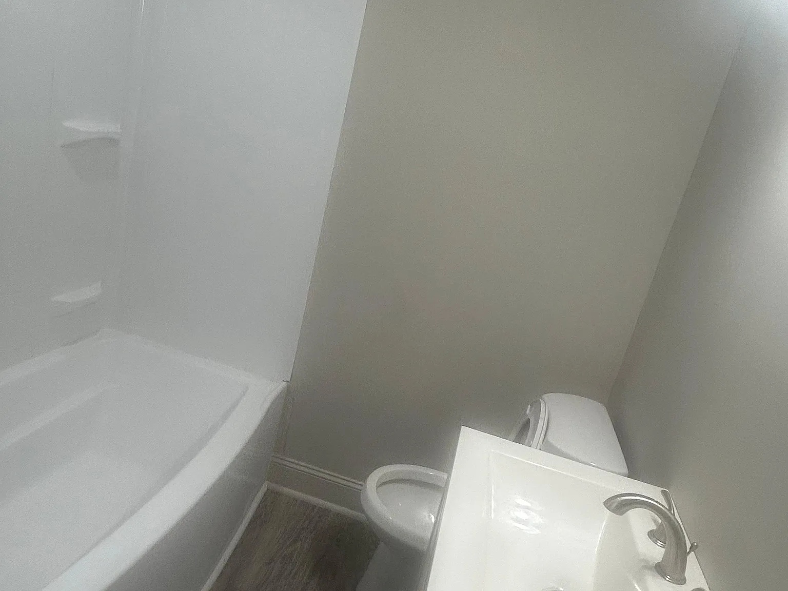 3 bed, 1.5 bath, 1129 sqft, $1,125 — Photo 4