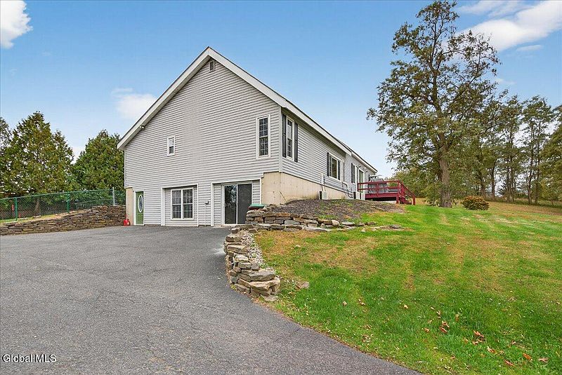 2nd image of 139 Hunt Road