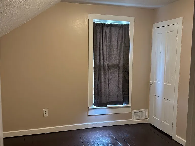 6917 Daisy Ave — Photo 15