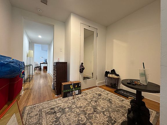 4th image of 5047 N Glenwood Ave