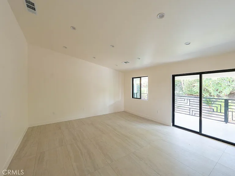 2217 Loma Verde Dr #A — Photo 5