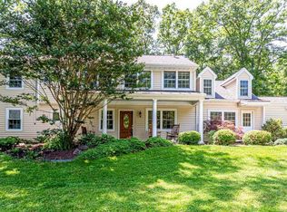 7008 Wolf Run Shoals Rd, Fairfax Station, VA 22039