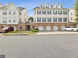 6831 Hampton Bay Ln, Gainesville, VA 20155