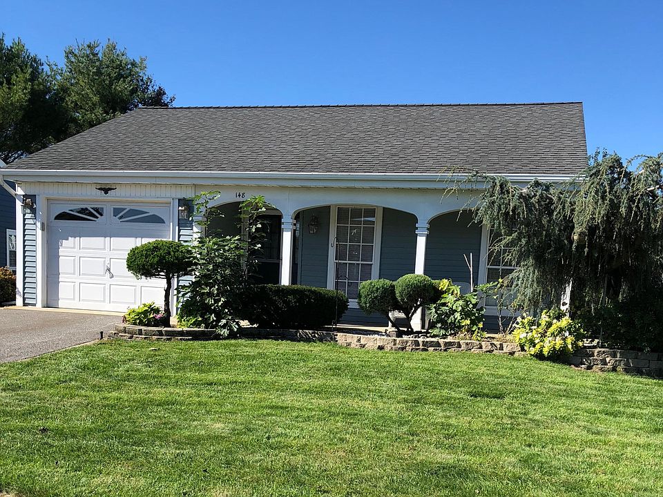 1st image of 148 Buckingham Drive N