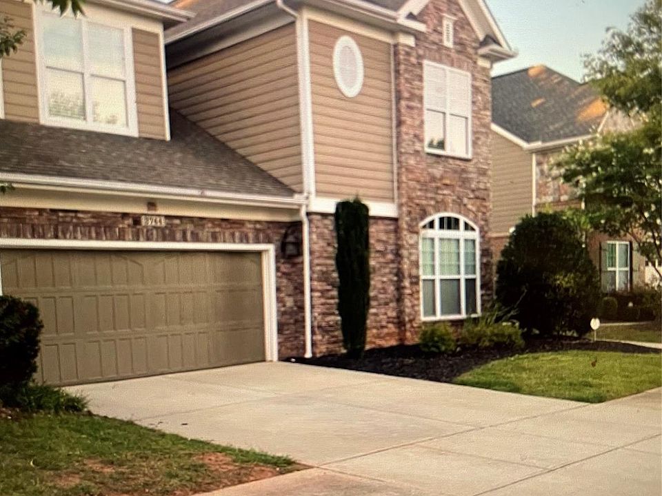 1st image of 3744 Highland Castle Way #Townhouse 6