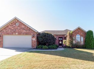 3223 W Drakestone St, Fayetteville, AR 72704