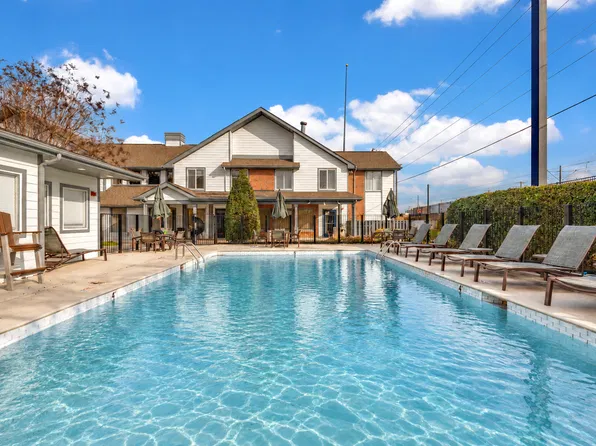 Vivo Living Charlotte (Tryon)