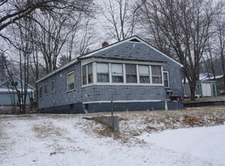 12 Sherbrooke St, Tyngsboro, MA 01879