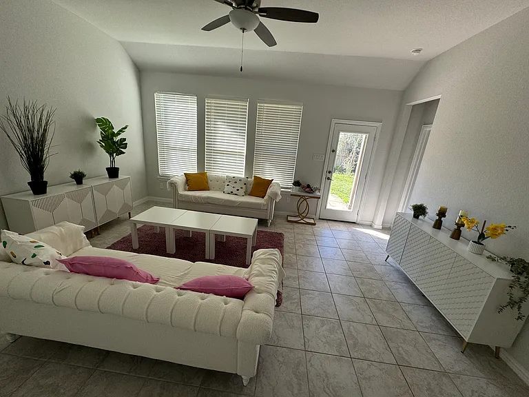 207 Scarlet Maple Way — Photo 4