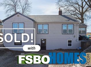 4003 Elm St, Bettendorf, IA 52722