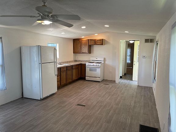 4th image of 130 Wesler Dr