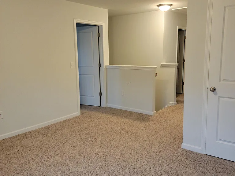 7540 Poplar Meadow Ln — Photo 22