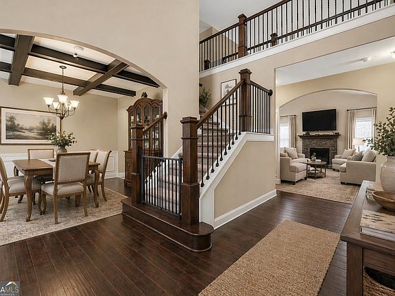 2nd image of 182 Tapestry Dr