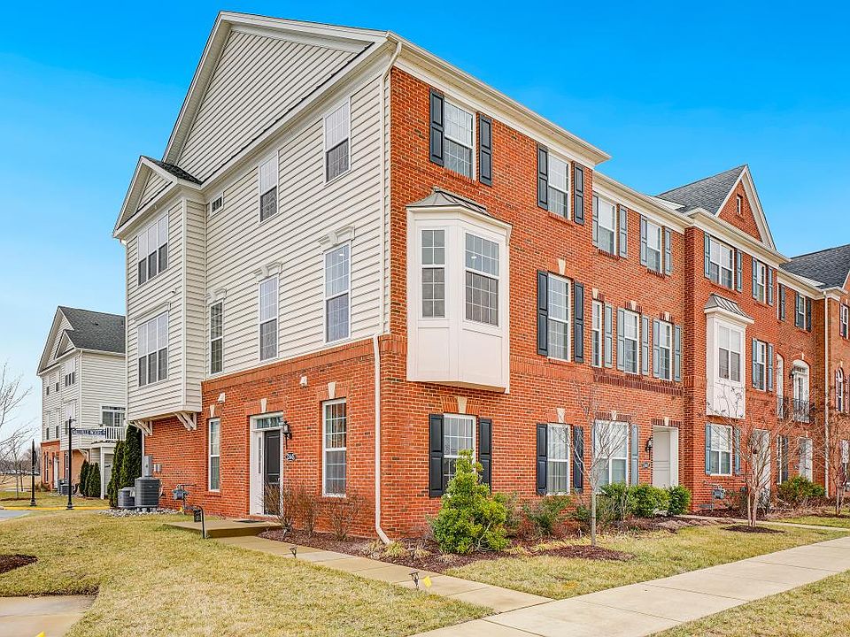1st image of 23445 Millville Woods Sq