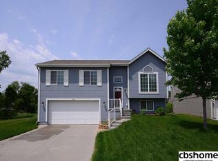 7314 N 76th St, Omaha, NE 68122