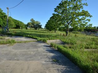 1631 Main St, La Marque, TX 77568