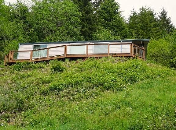 2nd image of 6186 SE Hemlock Dr