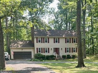 4011 Shady Hollow Ln, Gainesville, VA
