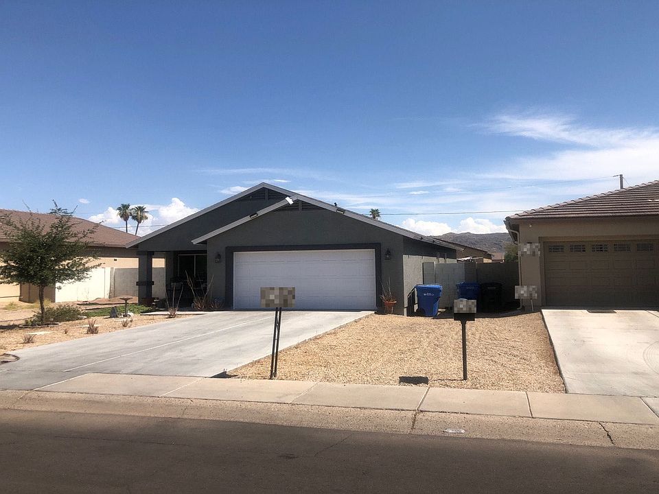 2nd image of 2419 E Tamarisk Ave