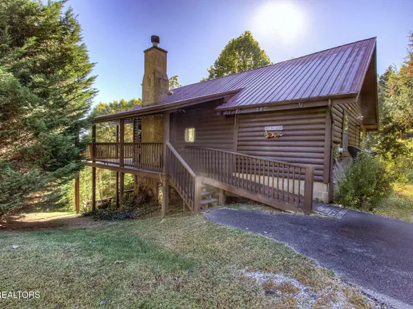 2409 Walnut Cove Way, Sevierville, TN 37862