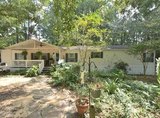 930 Peach Festival Rd, Gilbert, SC 29054