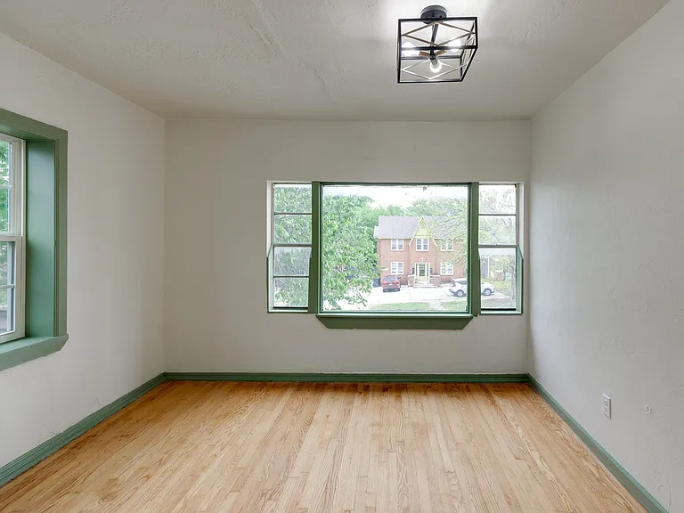 420 NW 26th St #7 — Photo 10