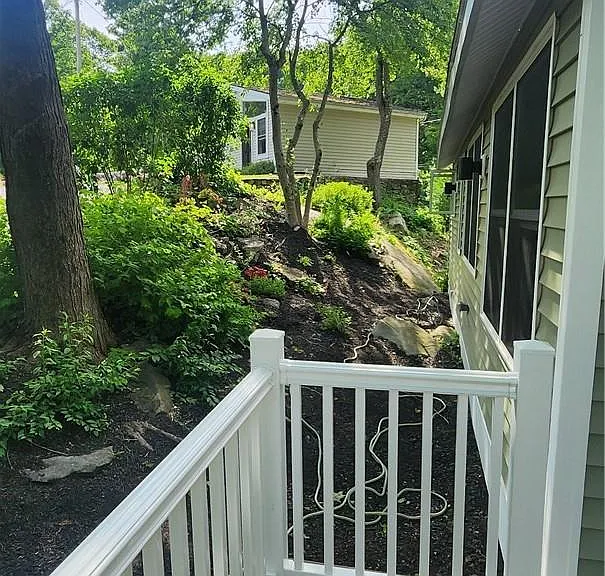 11 Curry Rd — Photo 18