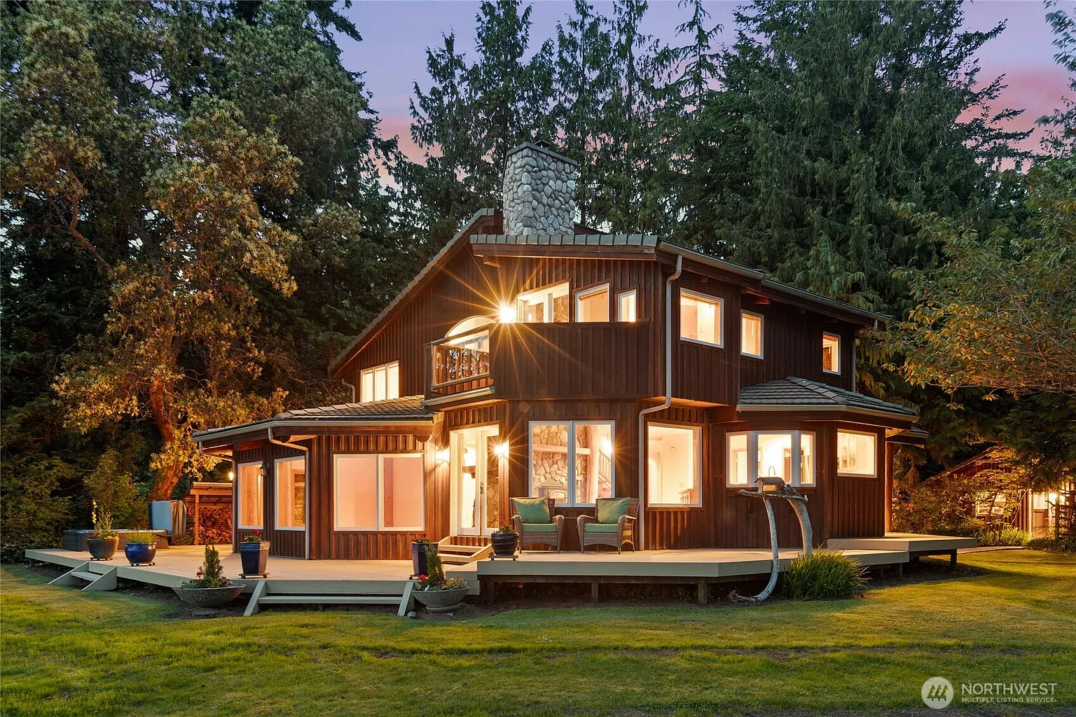 2548 S Camano Drive photo 1