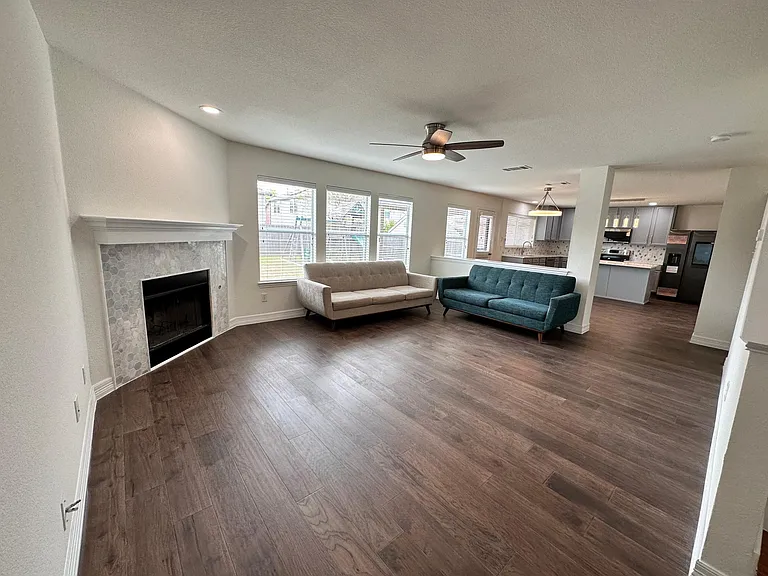 1820 Kittyhawk Dr — Photo 13