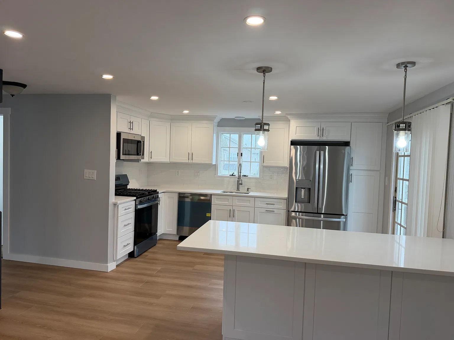 Parkview St, Plainview — Photo 3