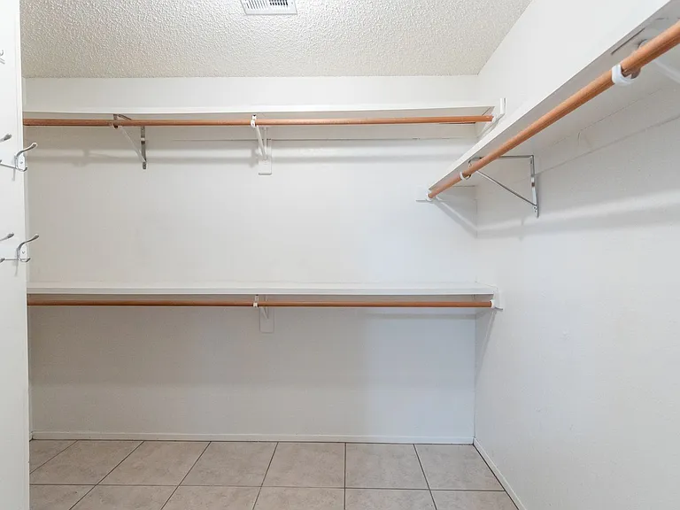 2250 Rim Rock Rd — Photo 32