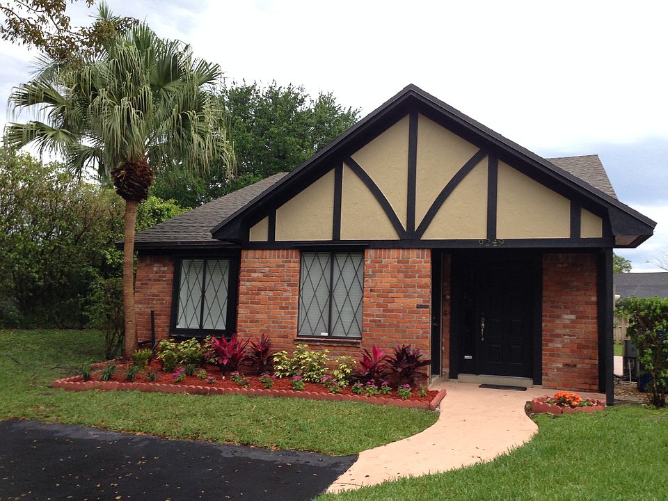 1st image of 9249 NW 49th Pl