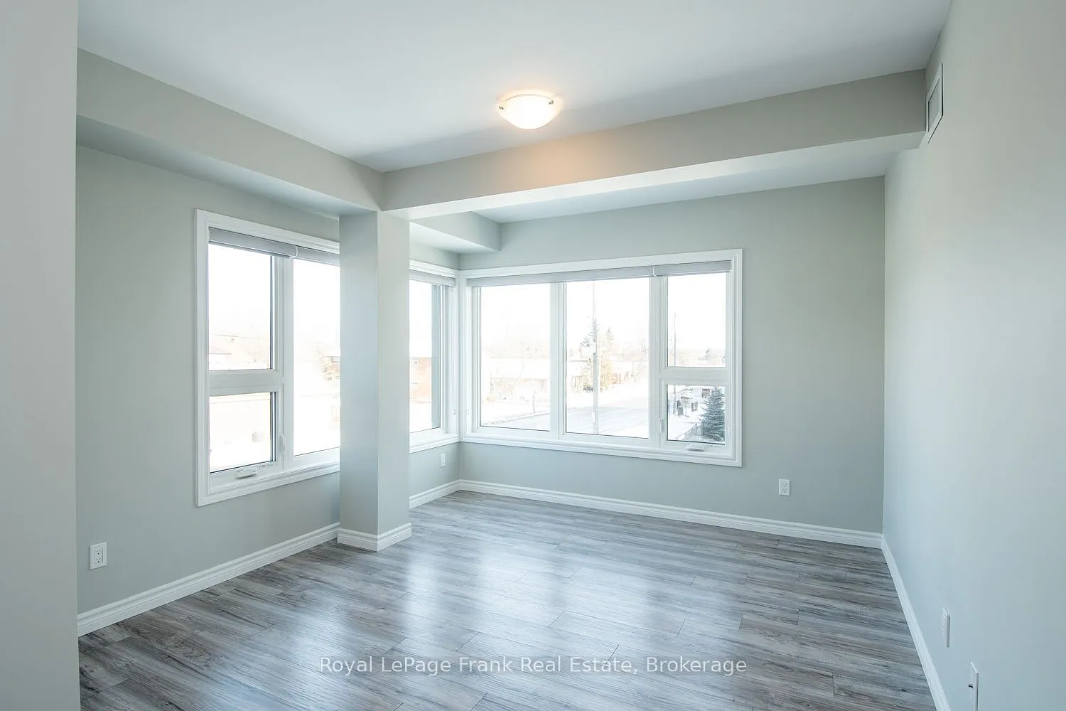 2 bed, $2,075 — Photo 4