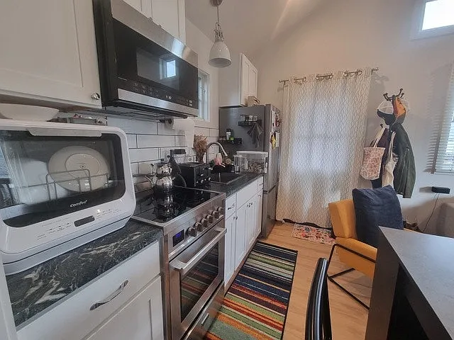 Example with recent tenant's furnishings