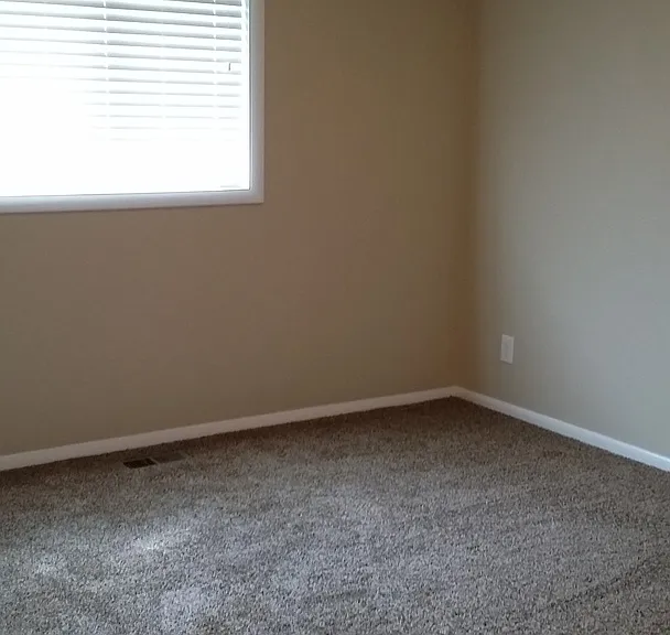 395 W Cranmer Dr — Photo 8