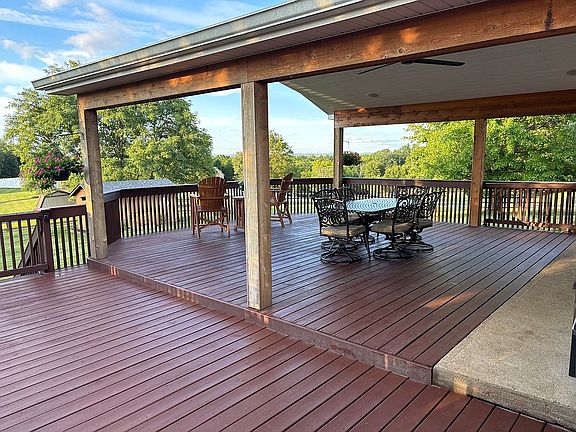 4th image of 6044 Graham Ct