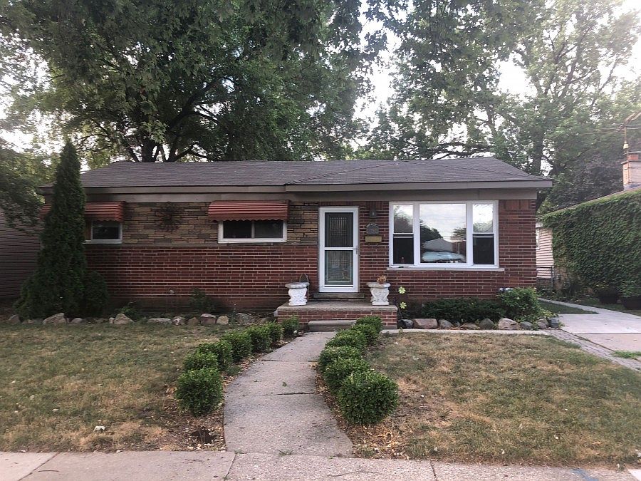 1st image of 20512 Walton St