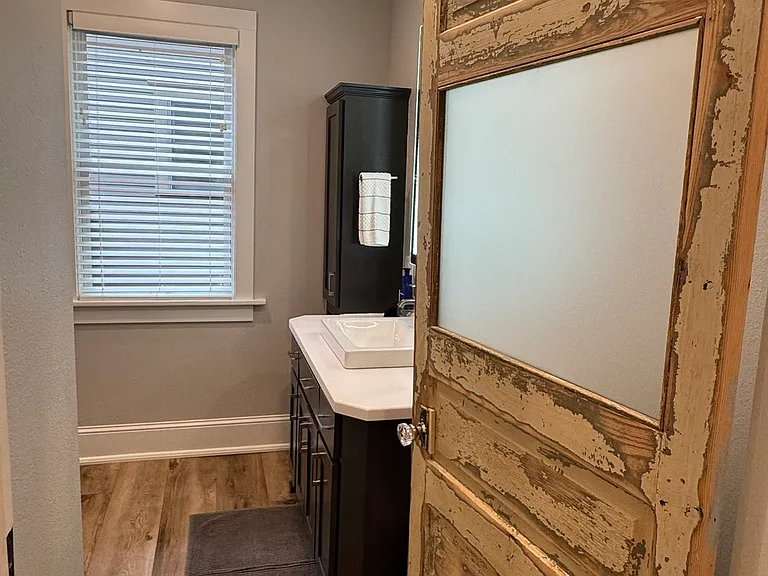 709 S Phillips Ave #1 — Photo 11