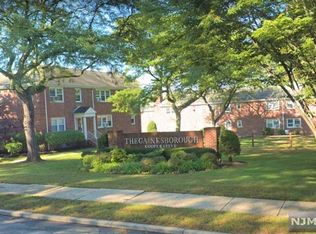 295 Bogert Rd APT 1A, River Edge, NJ 07661