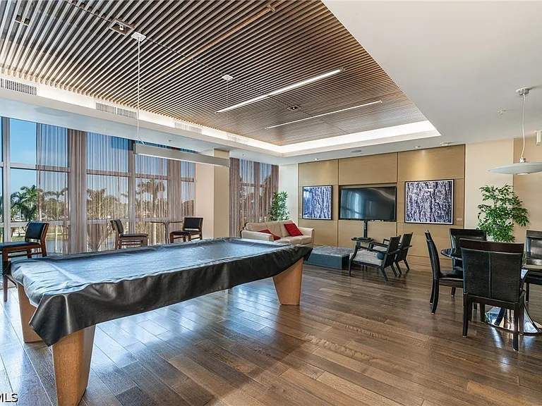 3000 Oasis Grand Blvd #801 — Photo 32