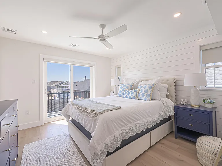 26 S Rosborough Ave — Photo 15