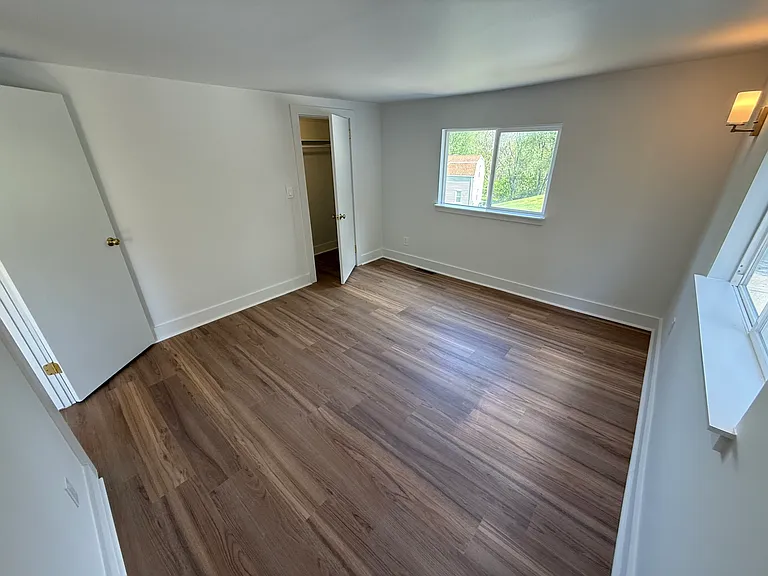 342 Madison Ave #1 — Photo 16
