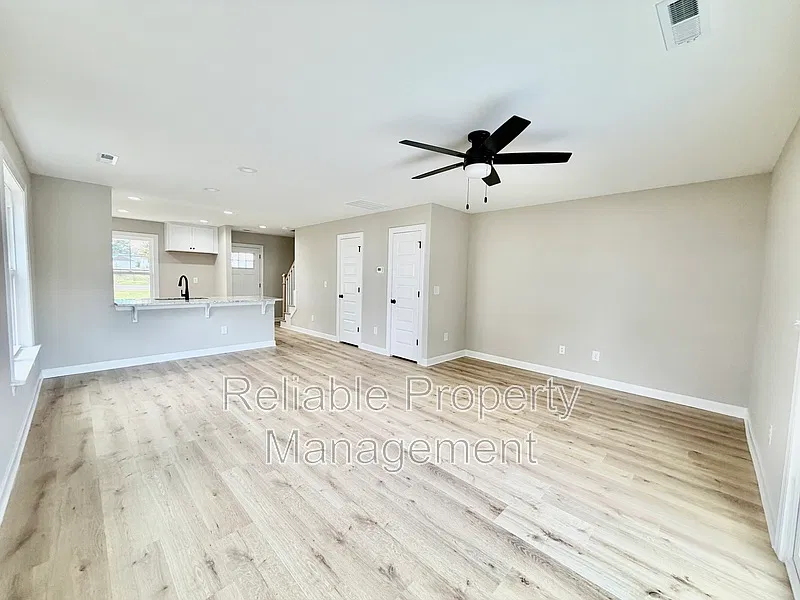 2 bed, 2.5 bath, $1,450 — Photo 4