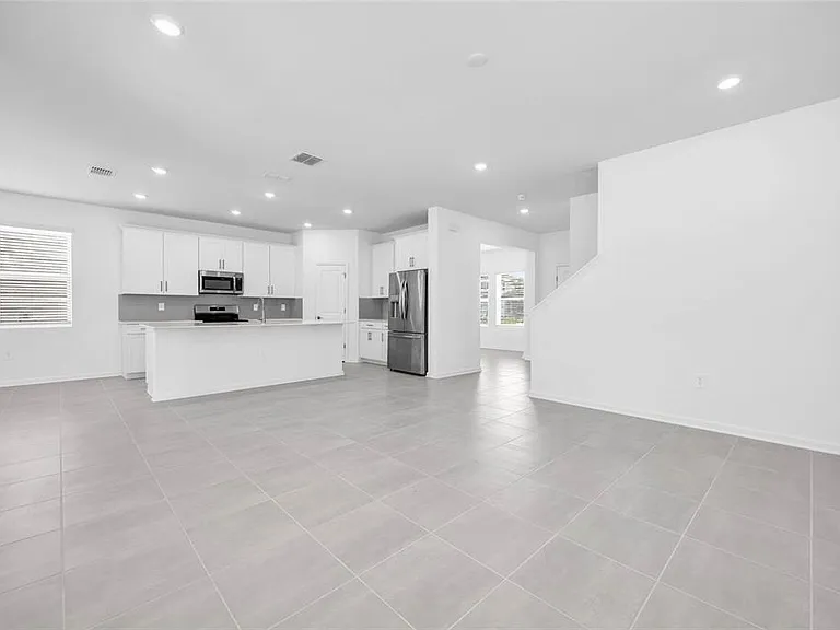5577 Fiona Ln — Photo 11
