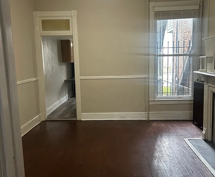 2799 Parkwood Ave — Photo 5