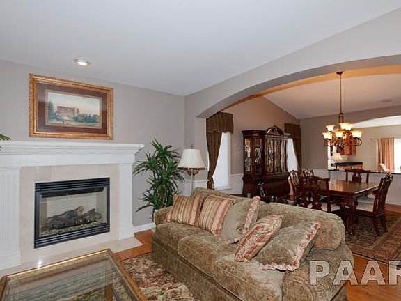 3rd image of 4617 N Wingover Ct